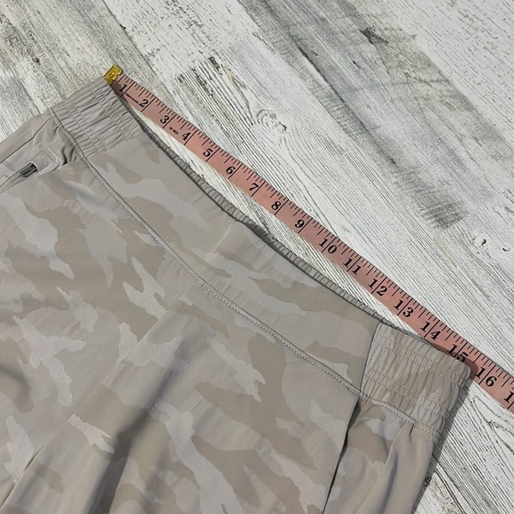 Athleta Brooklyn Textured Camo Joggers Size 10 - Picture 10 of 12